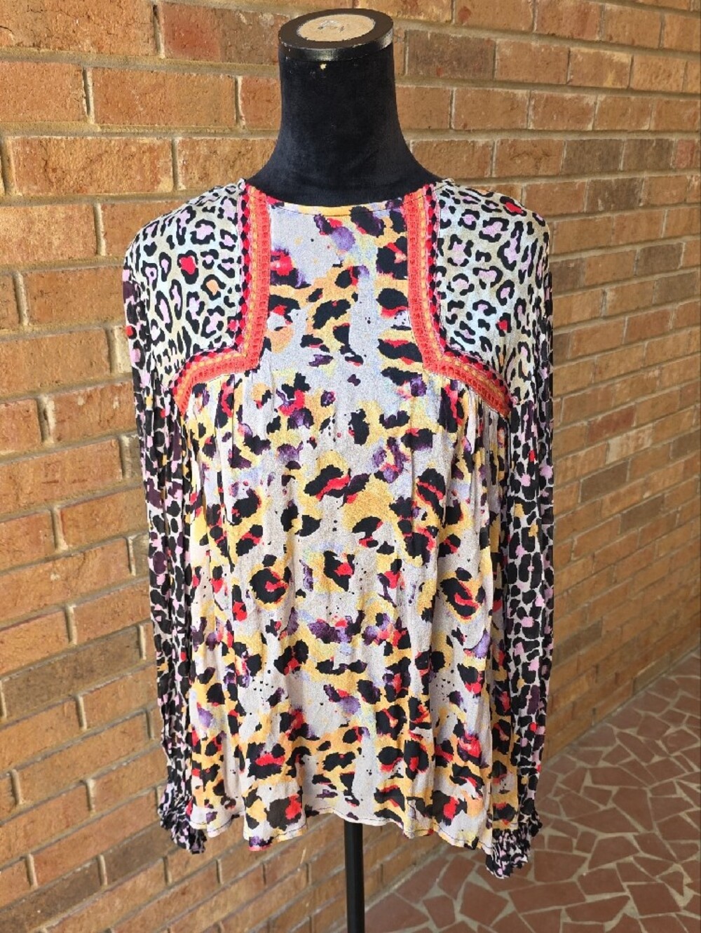 Anthropologie Mixed Leopard-Print Balloon Sleeve Blouse Size M - Picture 3 of 10